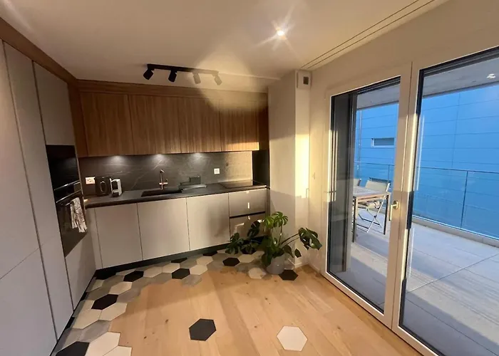 Lejlighed Newly Built 2-bed Flat With Parking In *