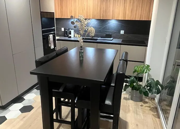 Newly Built 2-bed Flat With Parking In Lejlighed Pully