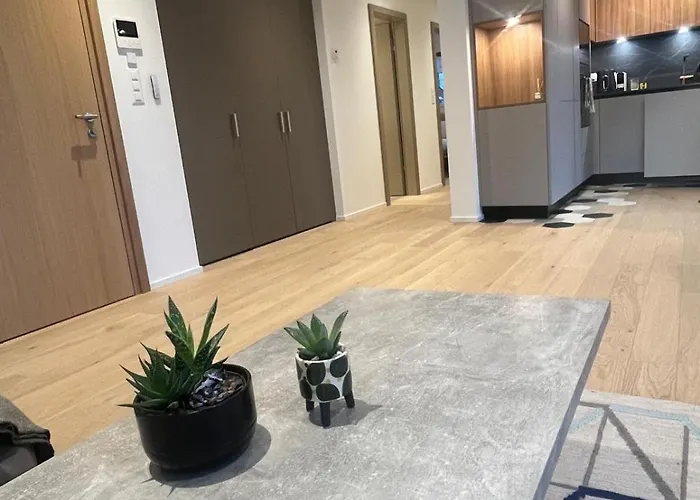 Newly Built 2-bed Flat With Parking In Lejlighed *