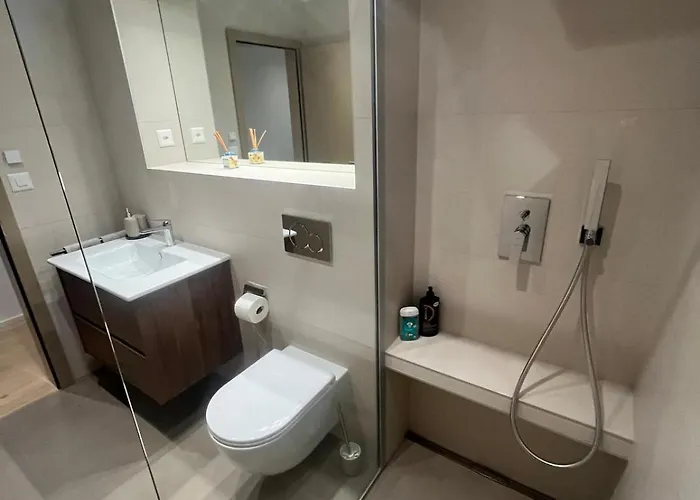 Lejlighed Newly Built 2-bed Flat With Parking In *